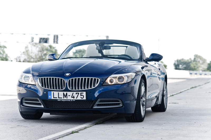 Illustration for article titled Trackside With the New BMW Z4